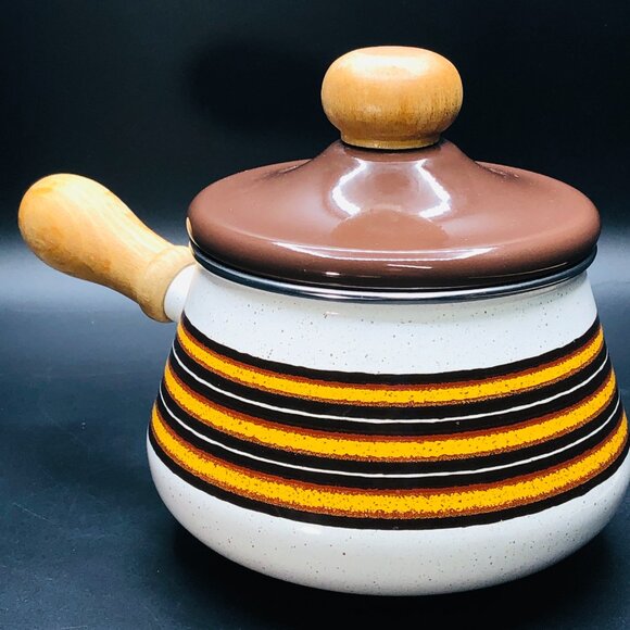 70s Levcoware Vintage Brown Orange Enamel Fondue Pot with Lid Wood Handle Knob - Picture 2 of 9